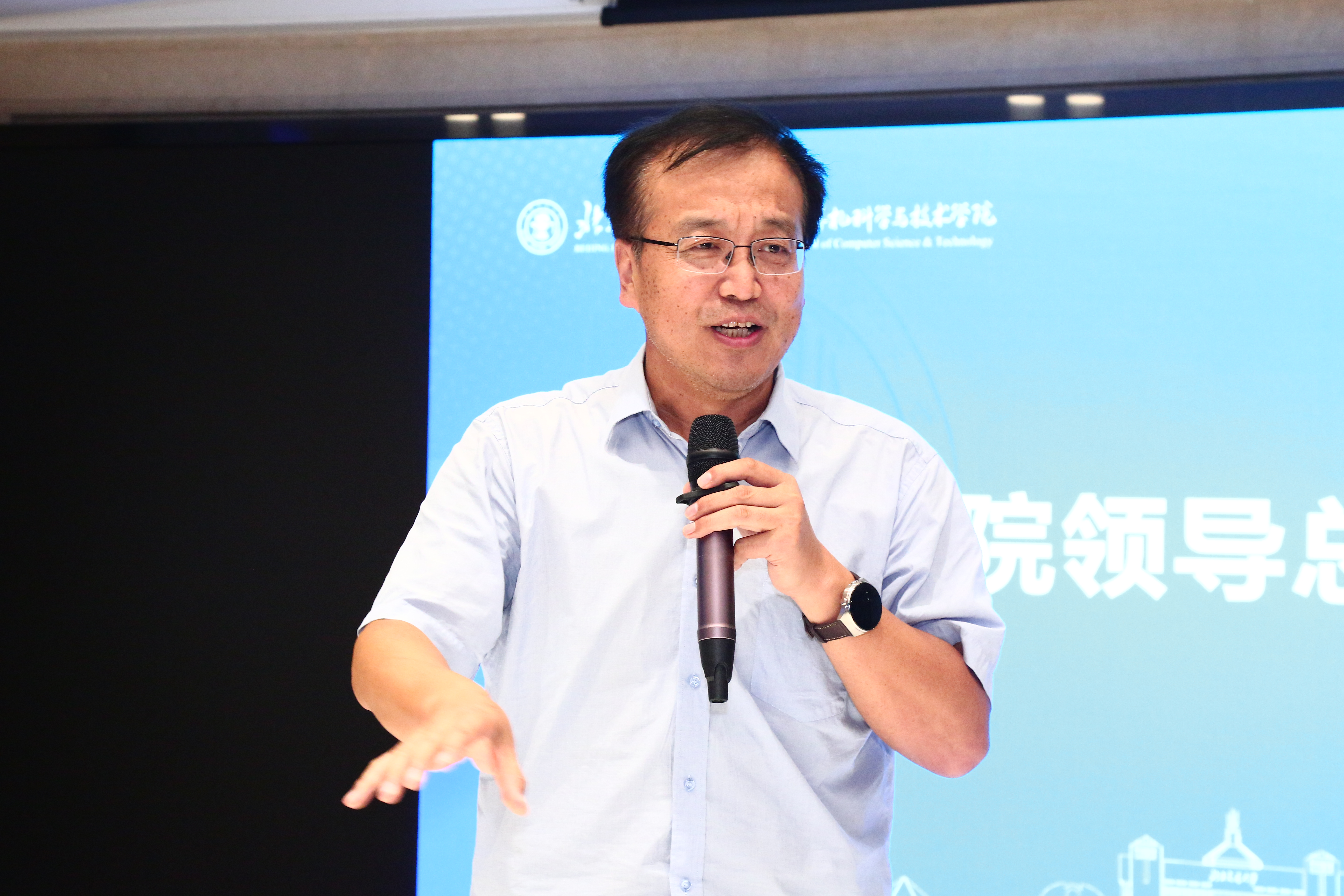 7-书记.JPG